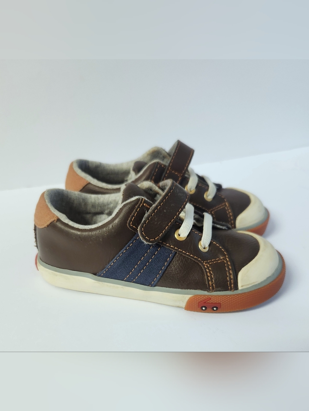 See Kai Run Brown Leather Sneakers Toddler 9